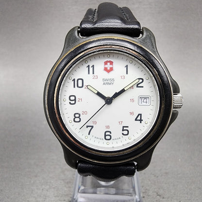 Swiss Army Original Watch men 39mm White Dial Black Tone Date Round  New Battery0