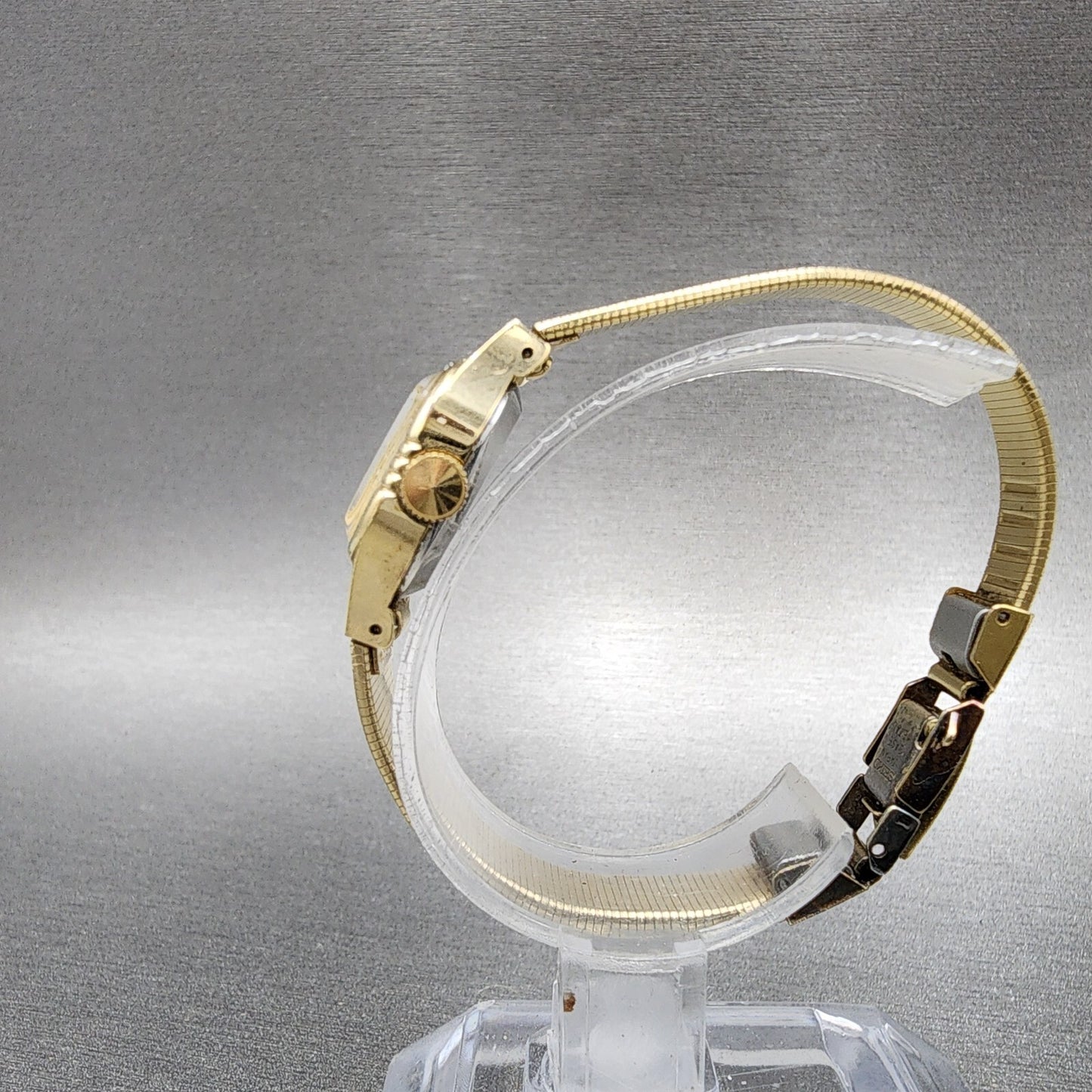 Seiko Watch Women 17mm Gold Dial Gold Gold Rectangle Manual Wind Runs 110055196