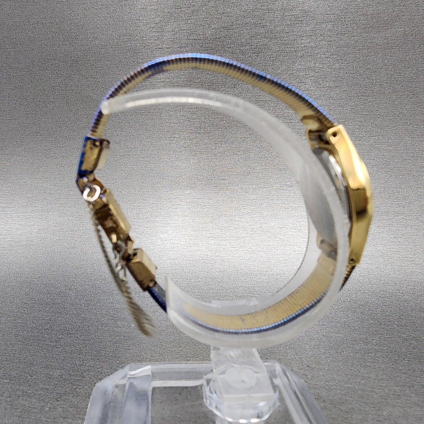 Seiko watch Women 18mm Gold Dial Gold Tone Oval V4015310 New Battery Vintage8