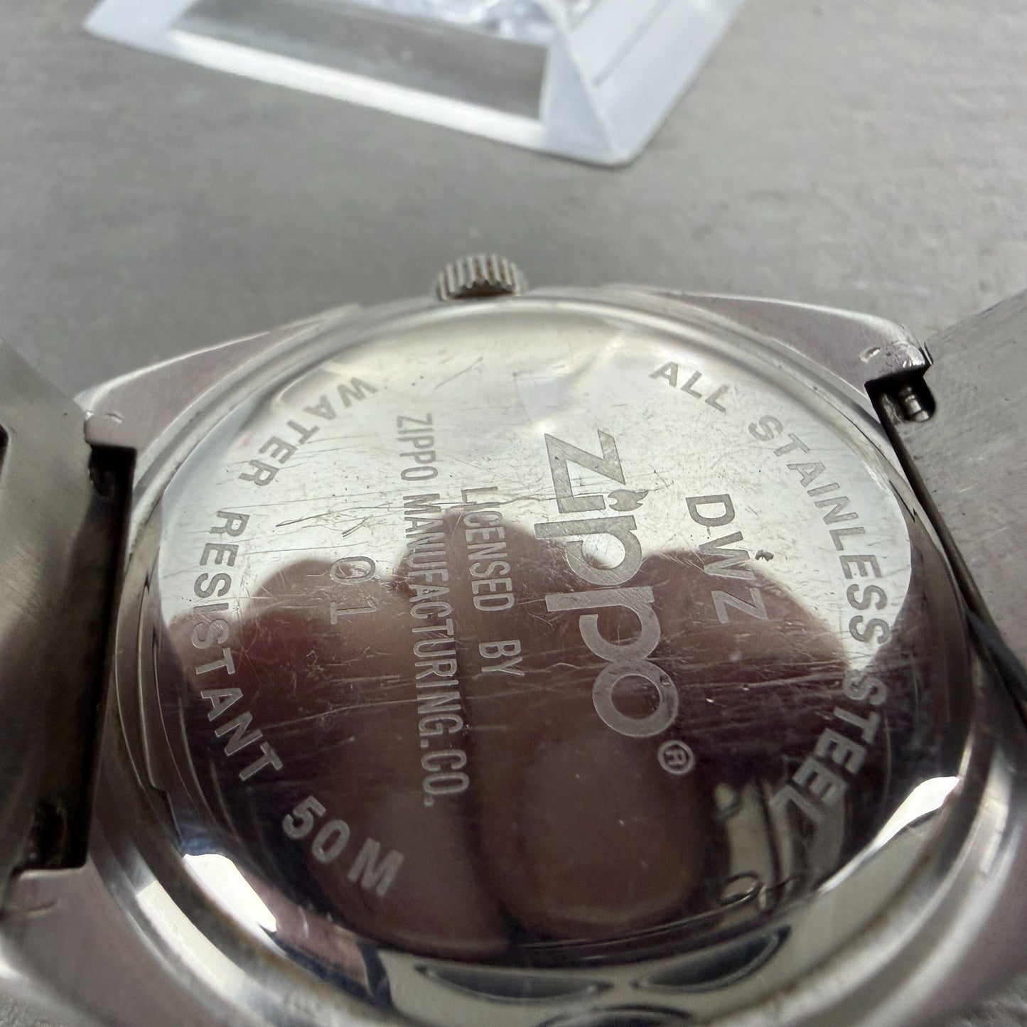 Zippo Chronograph Watch Men 39mm Silver Dial Silver Tone Date Round New Battery9