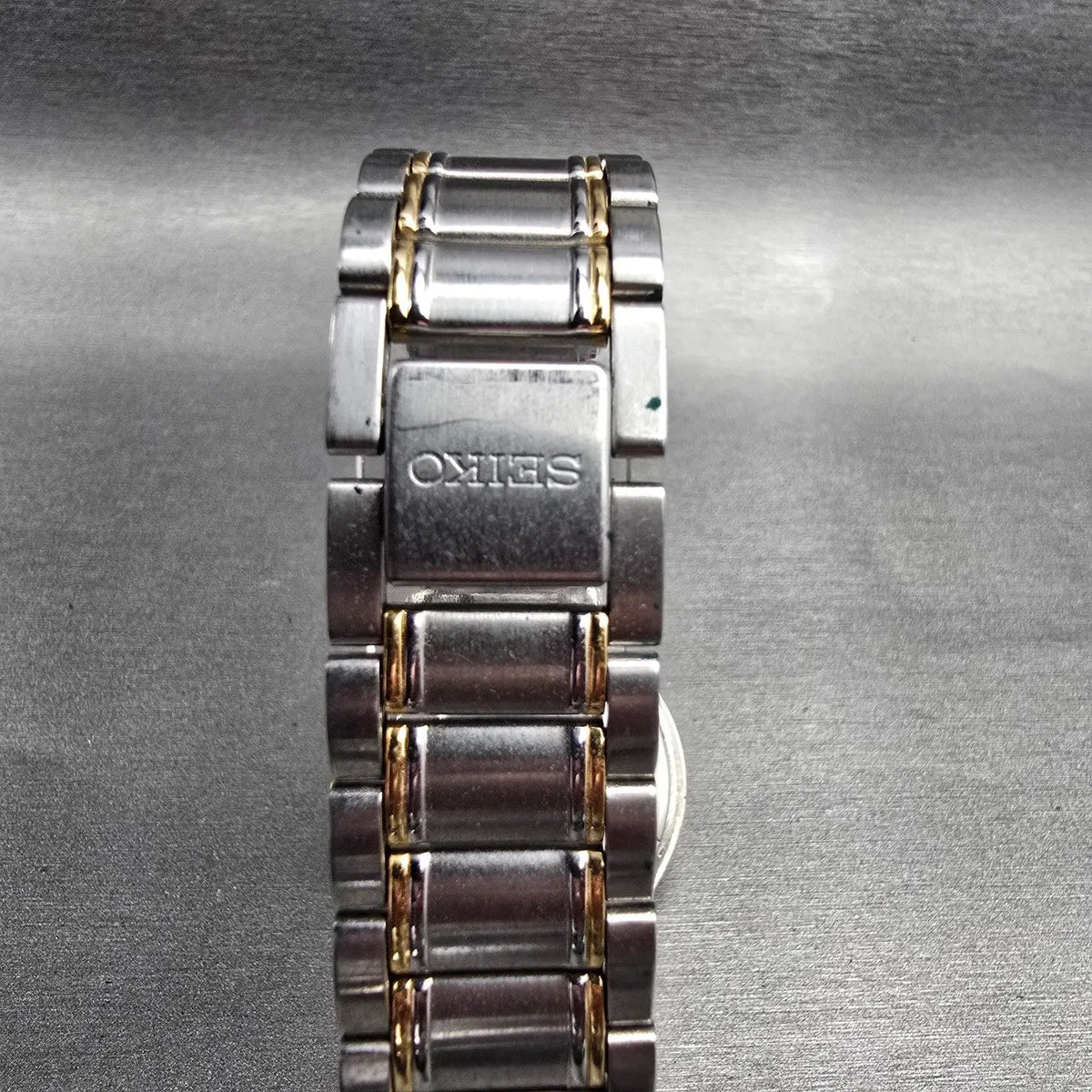 Seiko Watch Men 35mm Champagne Dial Silver Tone Round V701-2H20 New Battery7