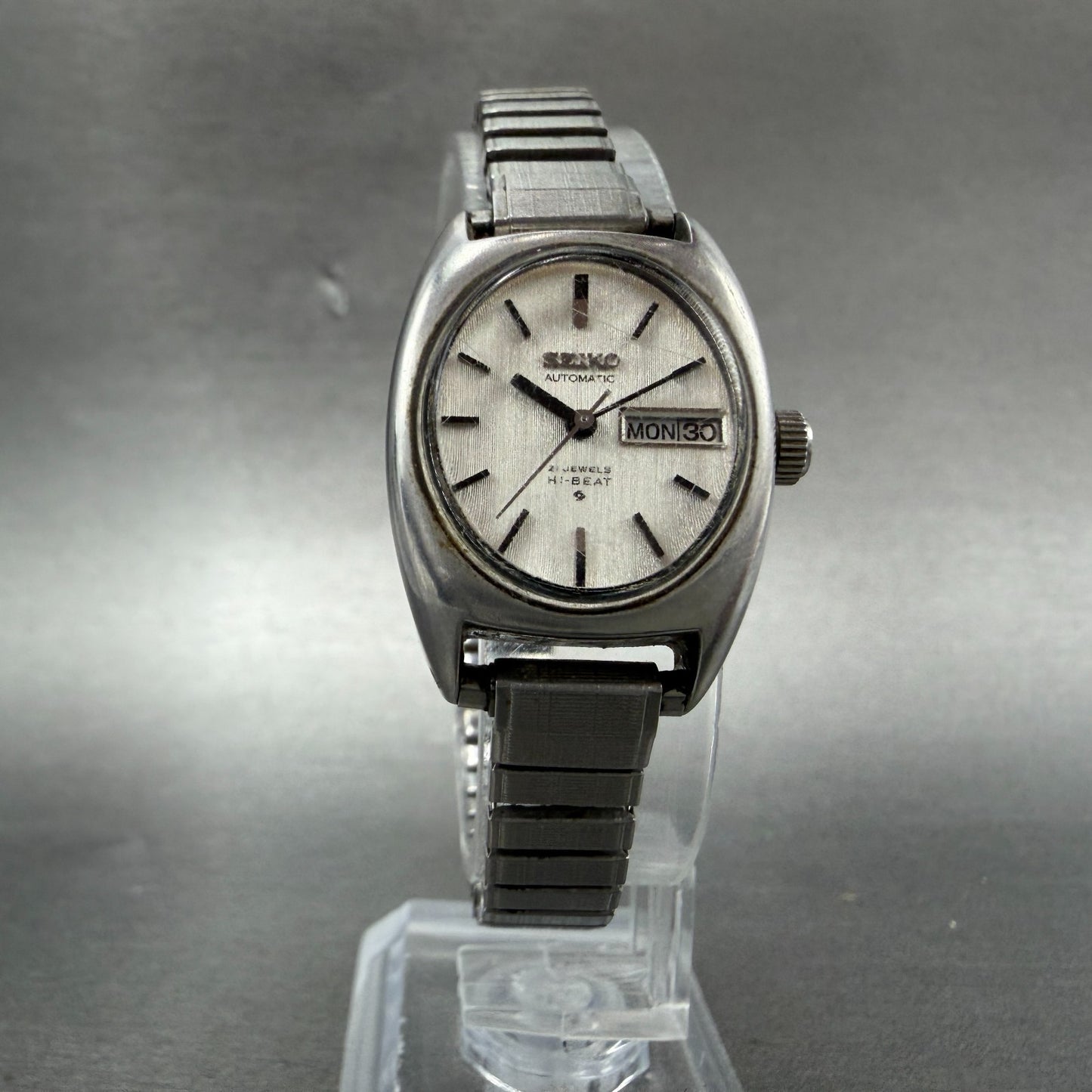Seiko Automatic Watch Women 22mm Silver Dial Silver Tone Daydate 2706-7010 Runs5