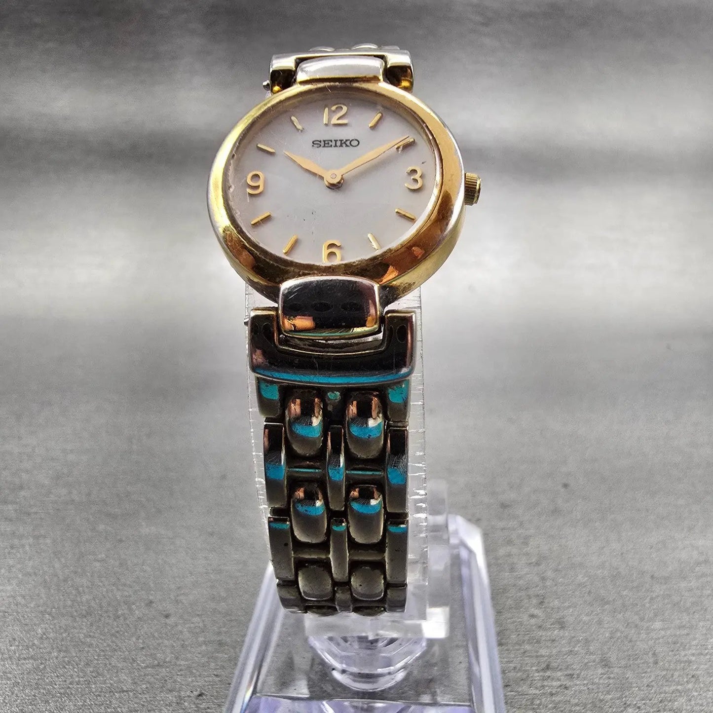 Seiko Watch Women 21mm MOP Dial Two Tone Round 1N00-0GR0 New Battery Vintage5