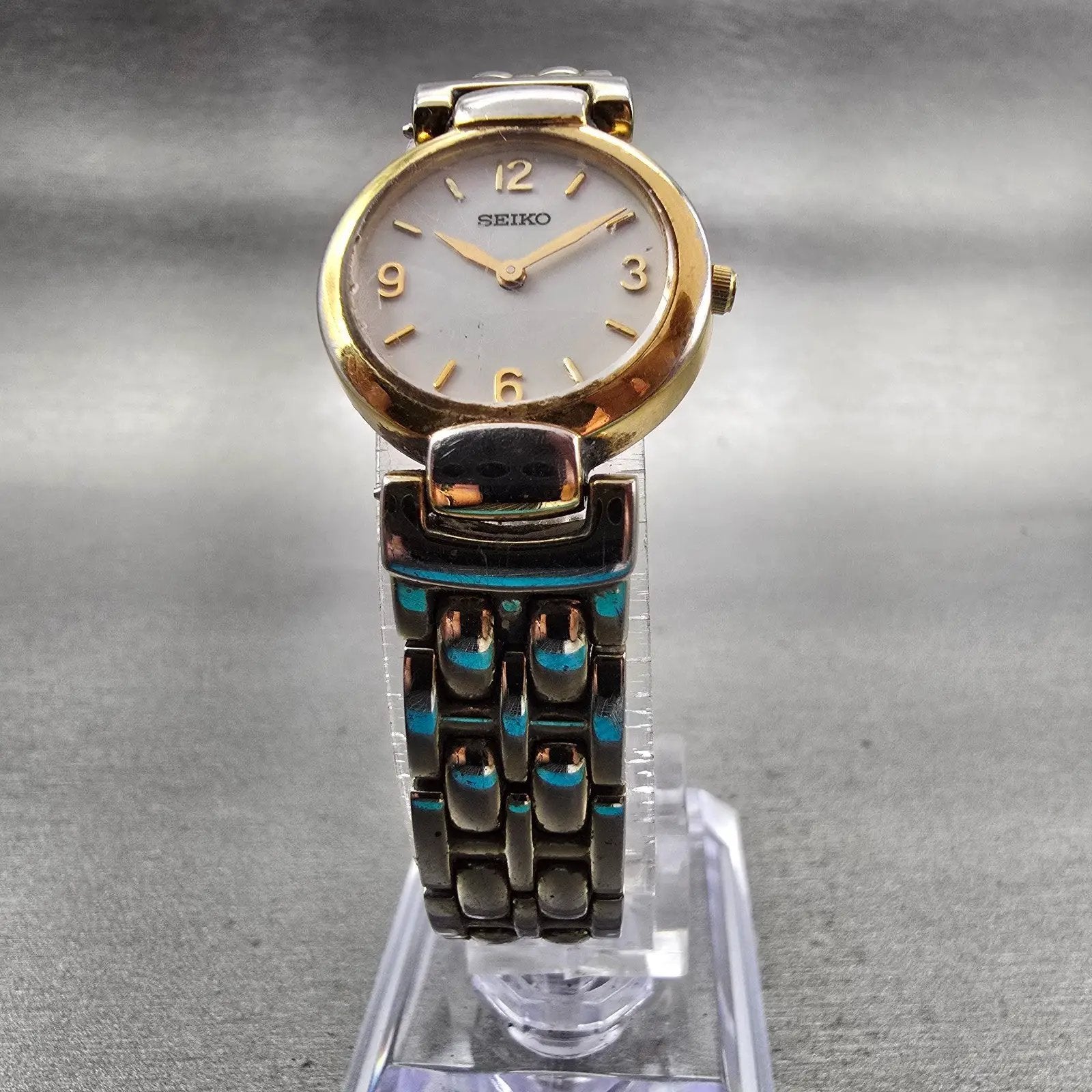Seiko Watch Women 21mm MOP Dial Two Tone Round 1N00-0GR0 New Battery Vintage5