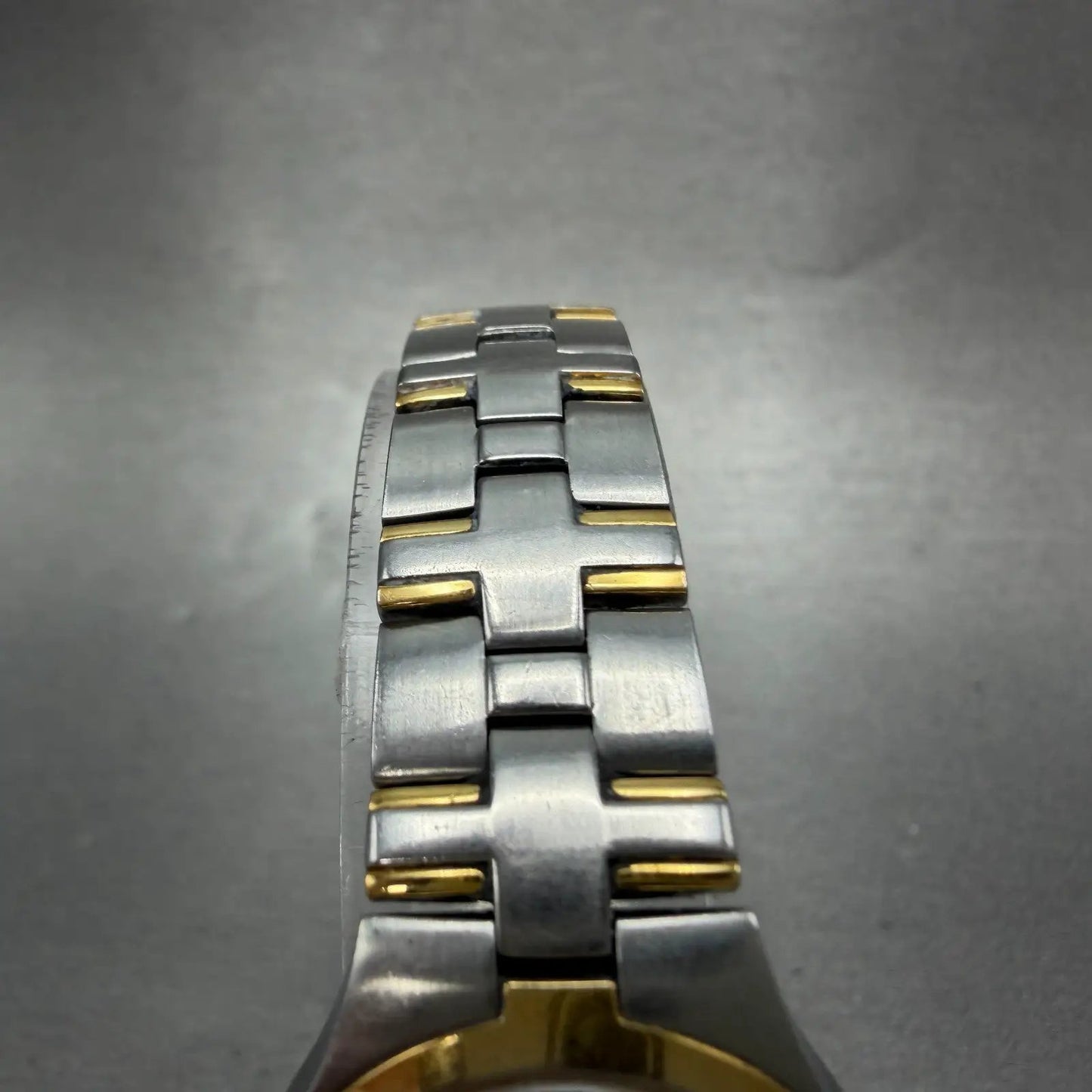 48013008