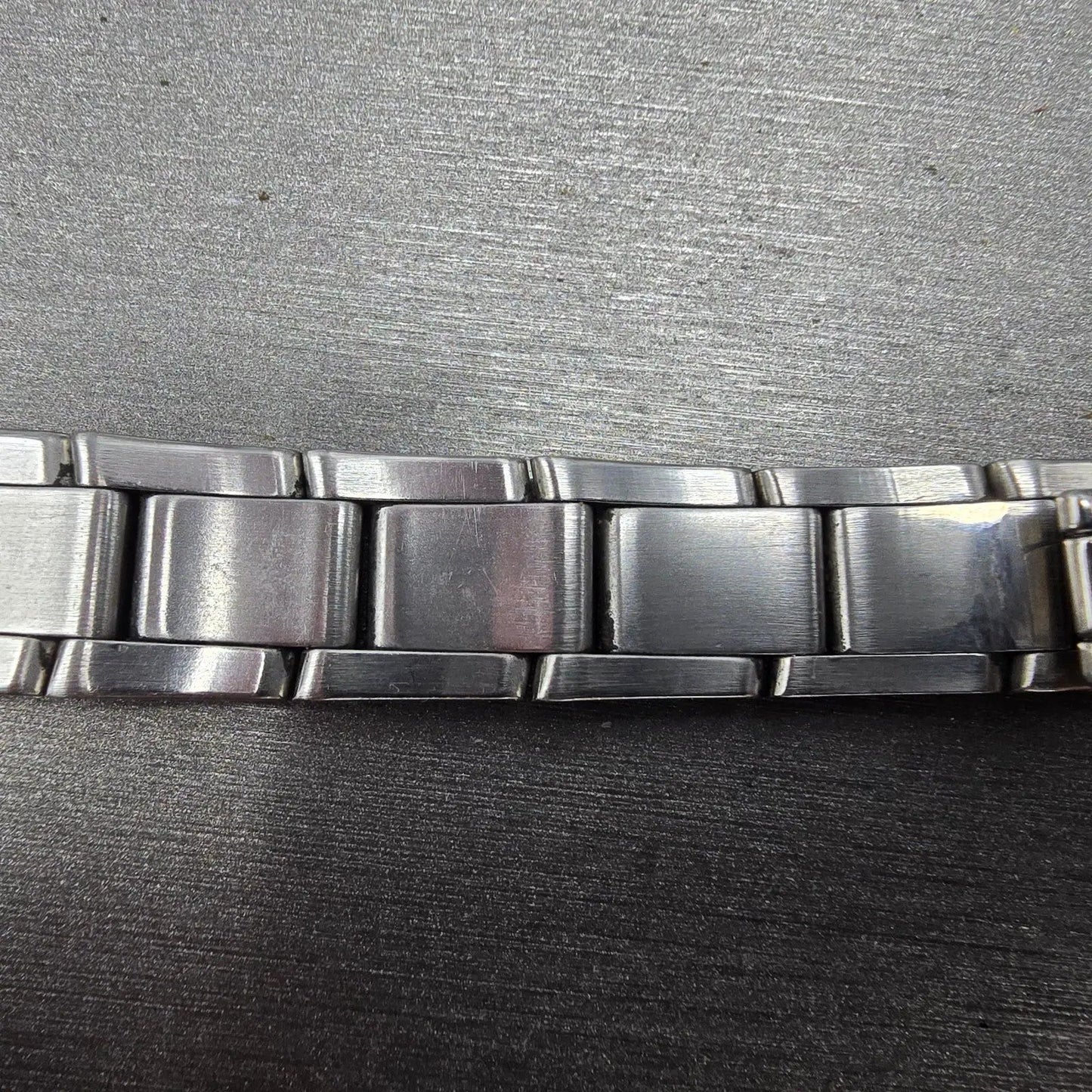 MovadoVerso Bracelet 11mm Two Tone Stainless Steel Butterfly Clasp 85-G4-8258