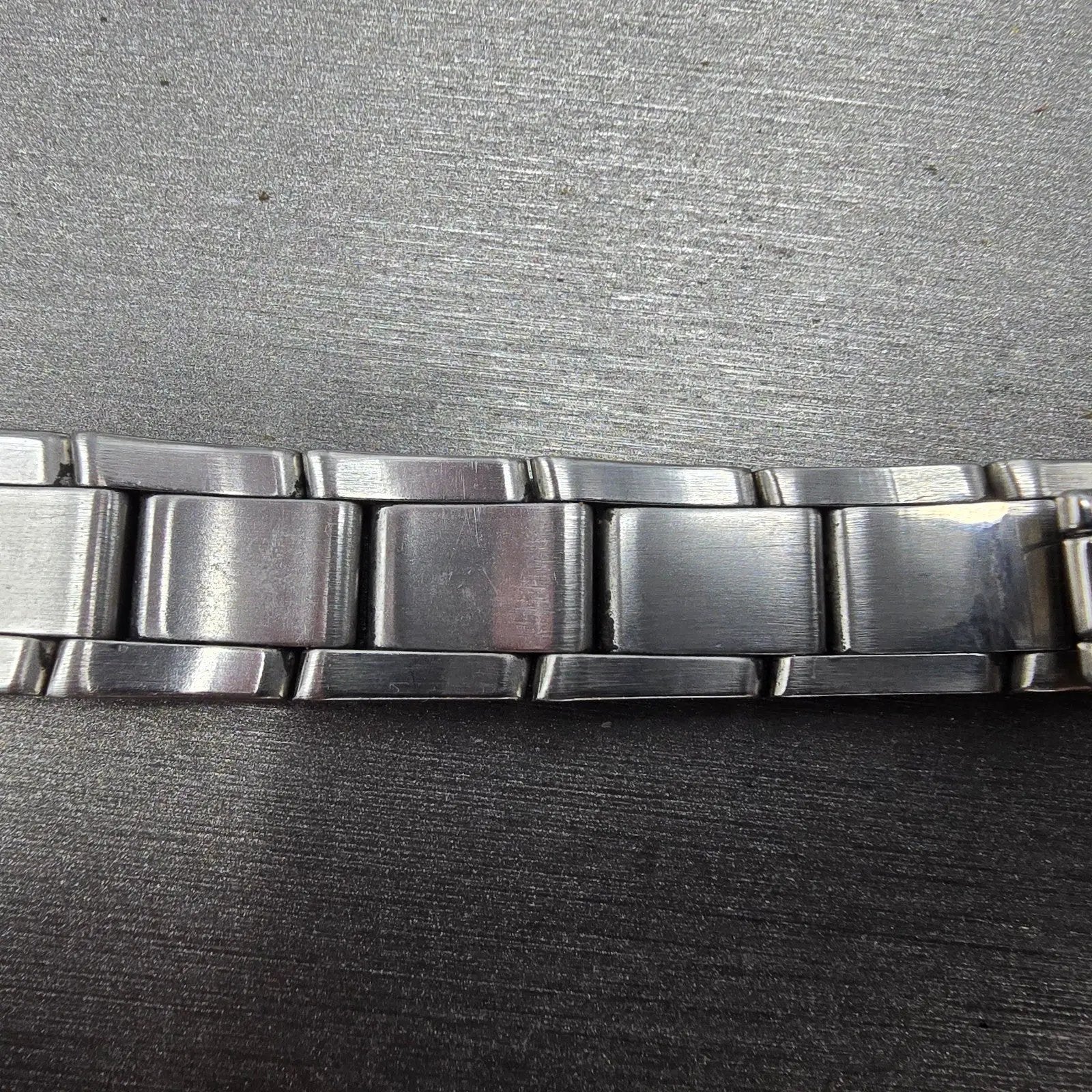 MovadoVerso Bracelet 11mm Two Tone Stainless Steel Butterfly Clasp 85-G4-8258