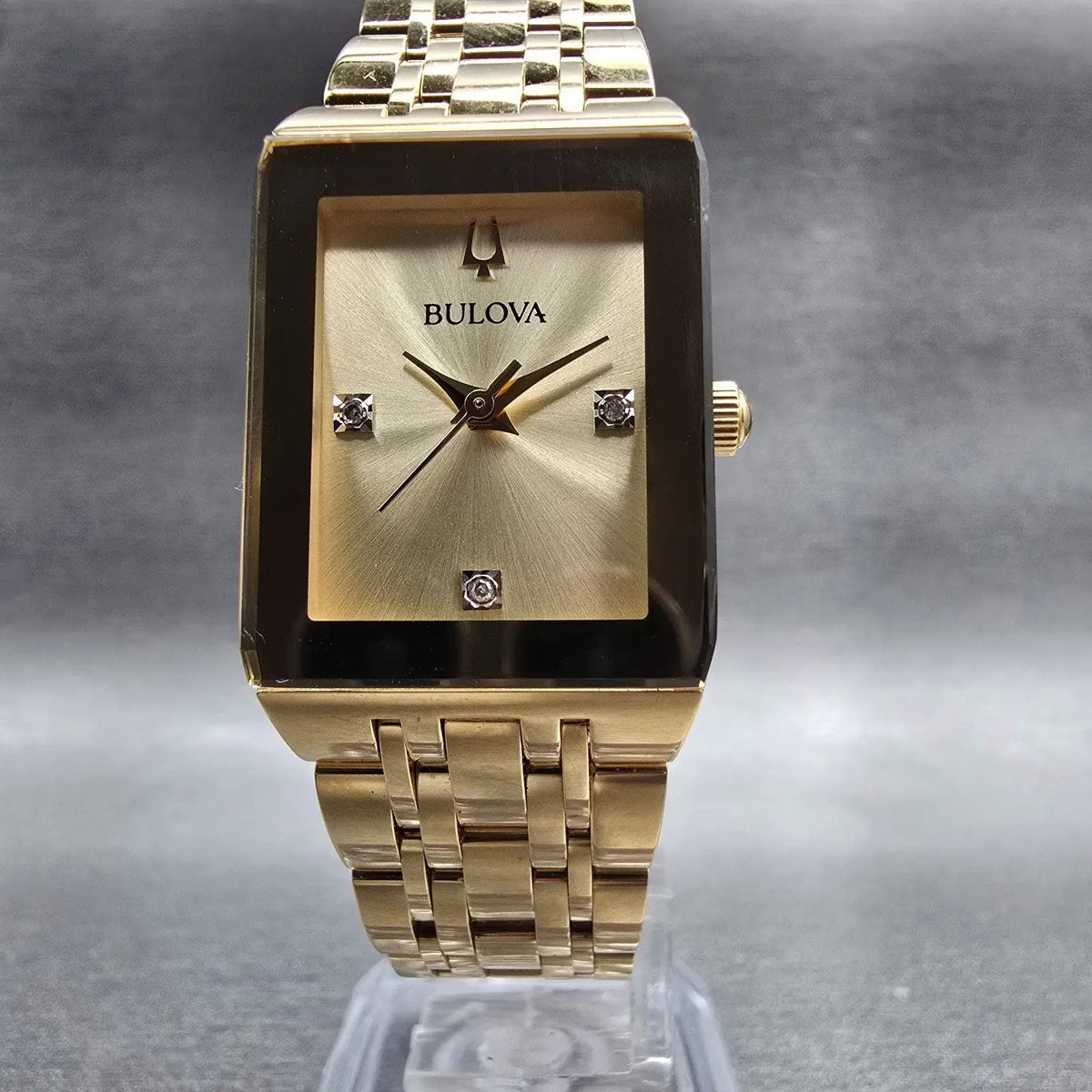Bulova Futuro Quadra Watch Women 20mm Gold Dial Gold Tone 97P140 New Battery5