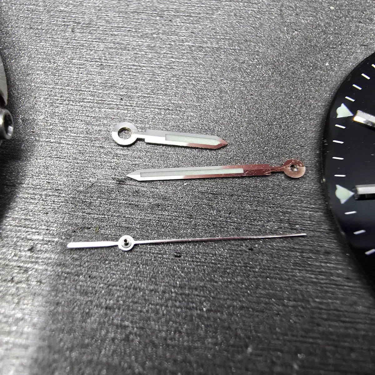 Seiko 7N43-9070 Watch Case Steel Round 38mm W/Crystal Hands and Dial2