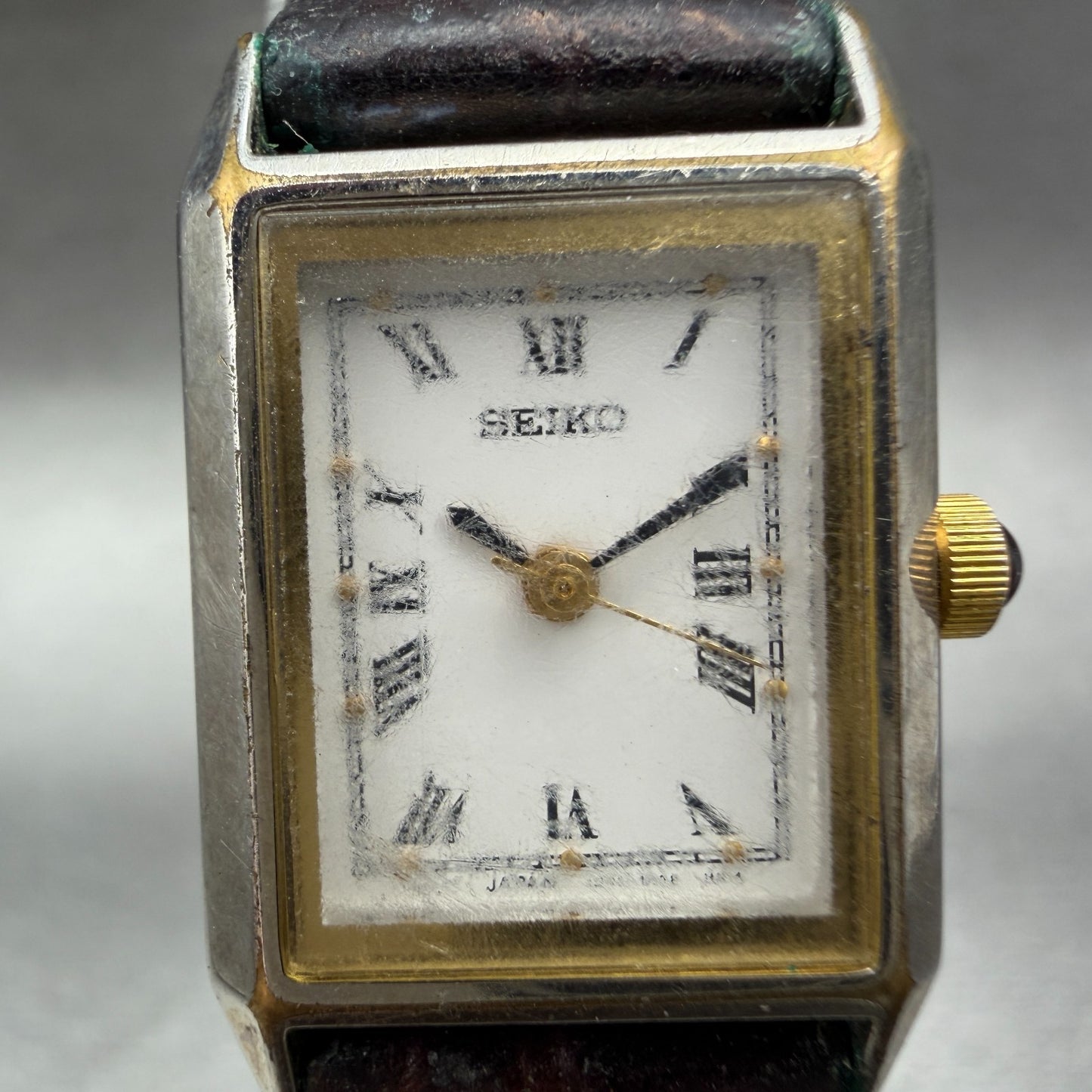 Seiko Tank Watch Women 18mm White Dial Two Tone Rectangle 1N01-5E90 New Battery1