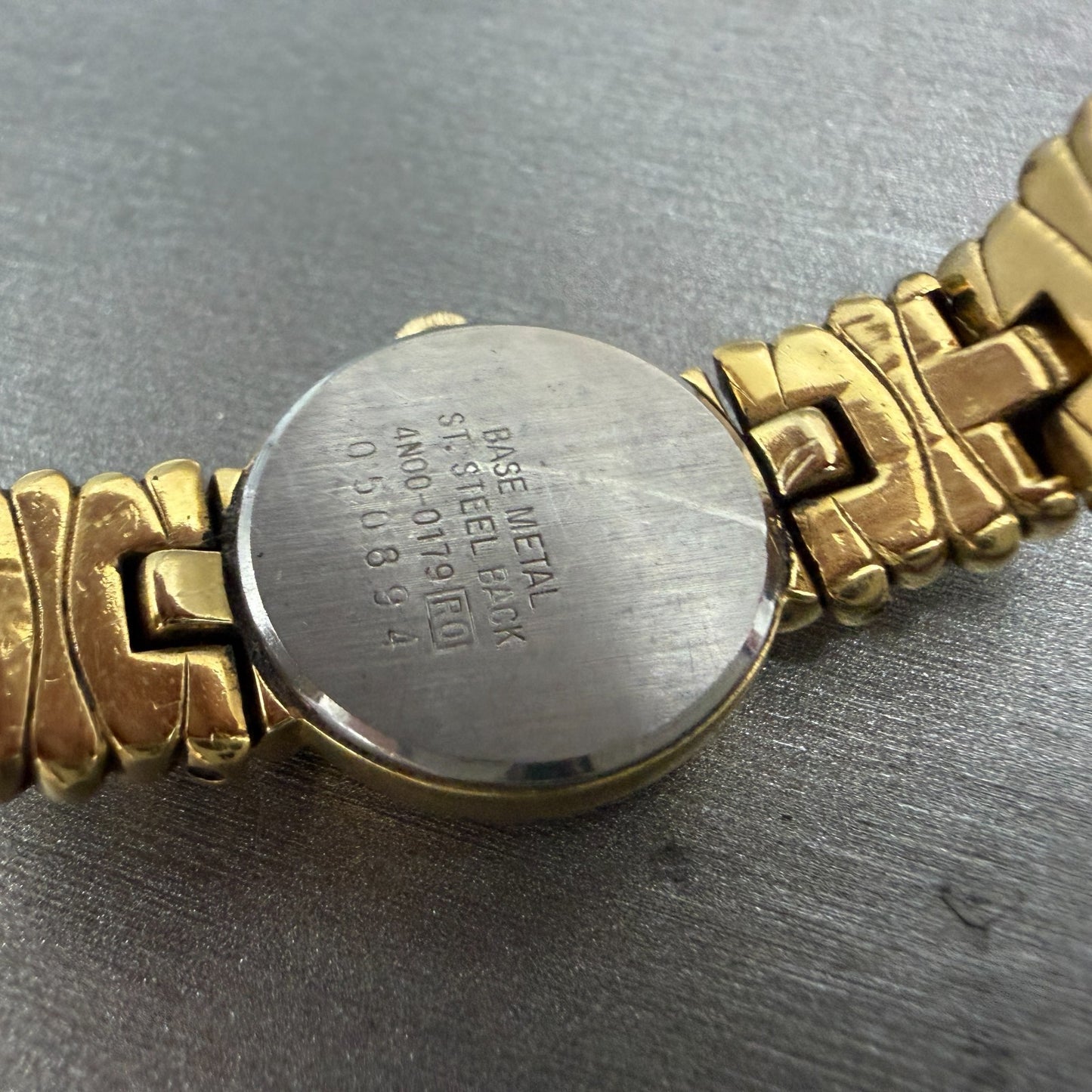 Seiko Watch Women 19mm White Dial Gold Tone Round Vinatge 4N00-0179 New Battery9