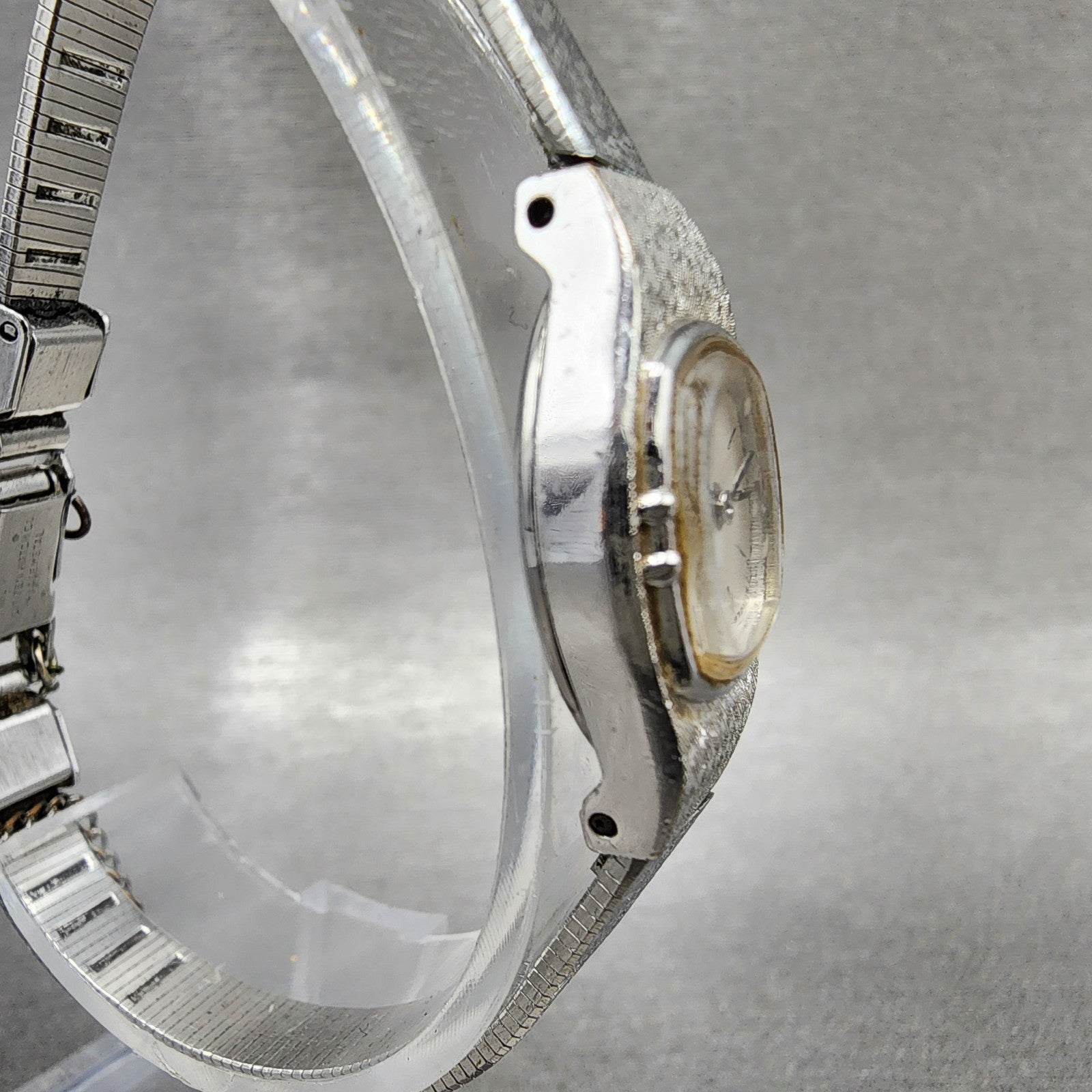 Citizen CQ Watch Women 16mm Silver Dial Silver Tone Square 3220891481  New Batt3