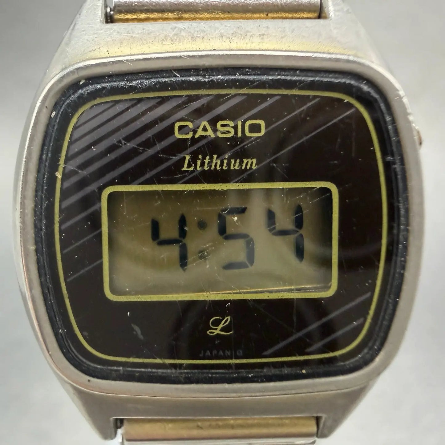 48043057