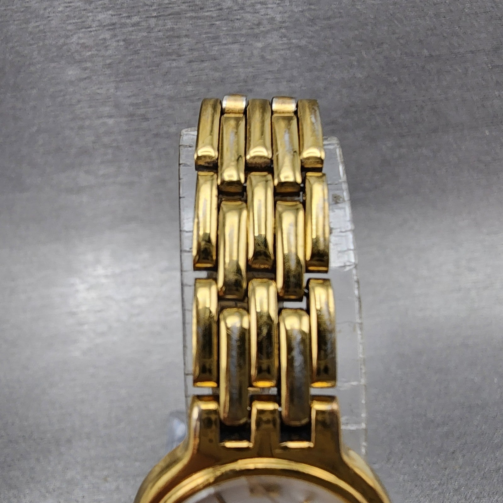 Seiko Watch Women 22mm White Dial Gold Tone Round 1n000a99 New Battery4
