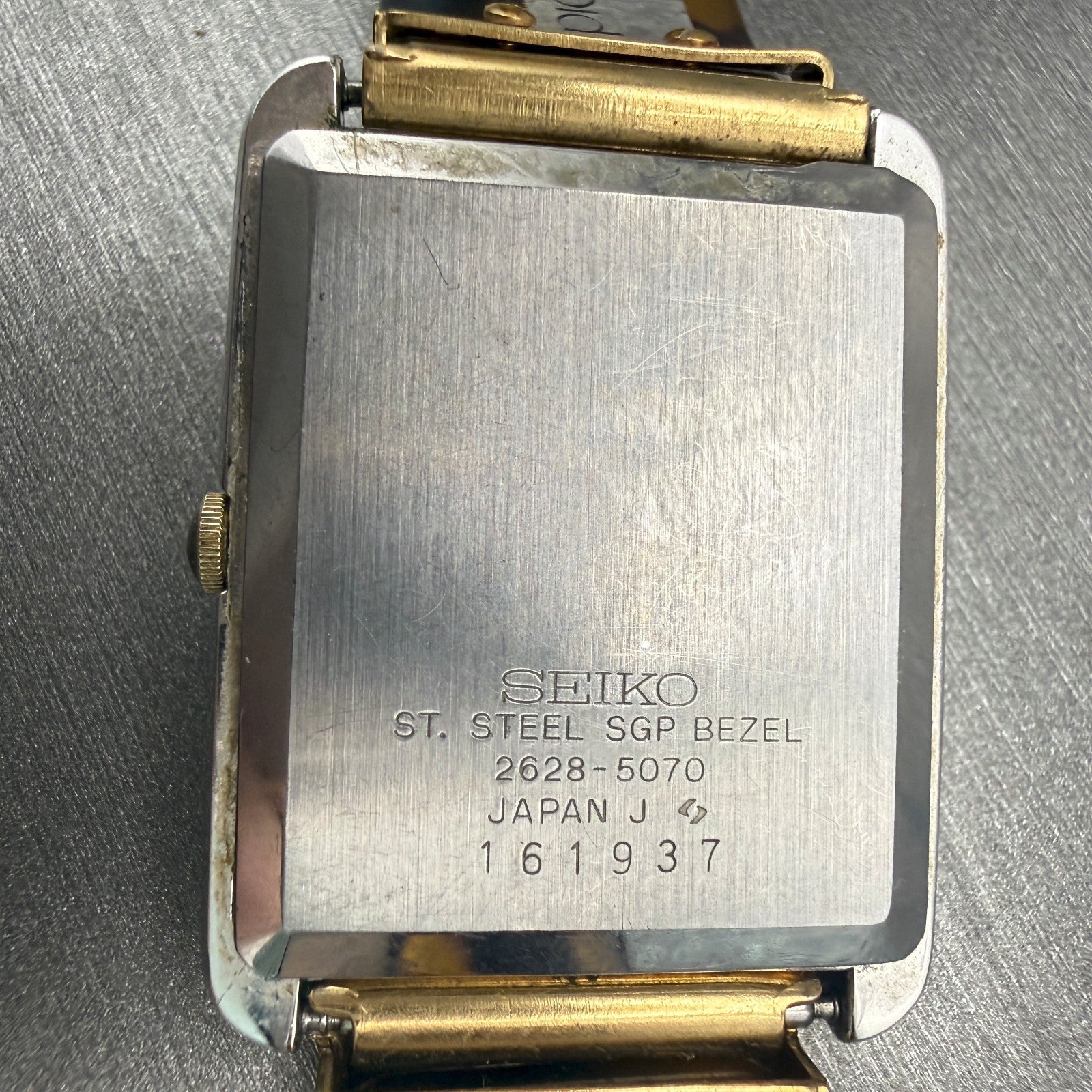 Seiko Tank Watch Men 27mm White Dial Two Tone Rectangle 2628-5070 New Battery10