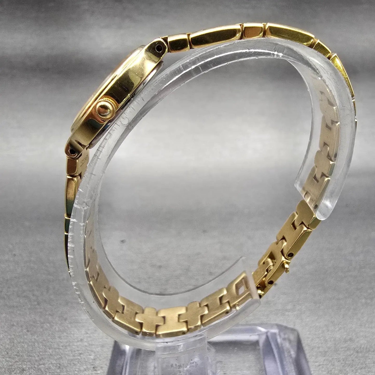 Seiko Watch Women 18mm Black Dial Gold Tone Oval 2Y00-5A90 New Battery Vintage6