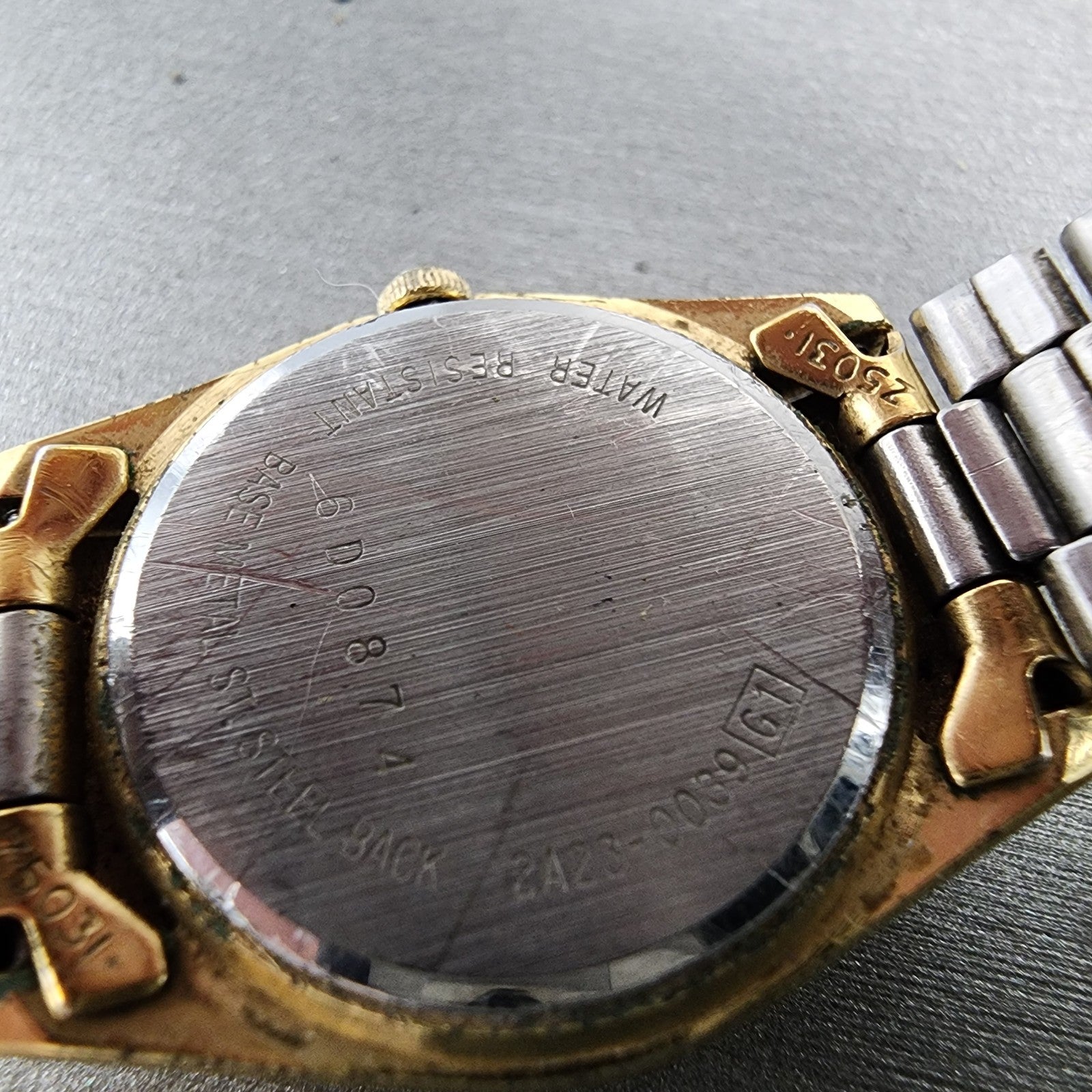 Seiko SQ Watch Women 25mm Gold Dial Gold Tone Daydate Round 2A230039 NewBat VTG9