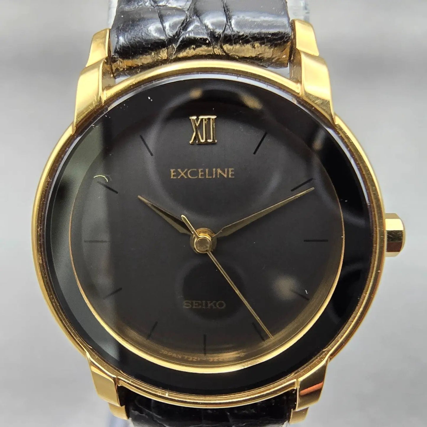 Seiko Exceline Watch Women 22mm Black Dial Gold Tone Round 7321-0770 New Battery1