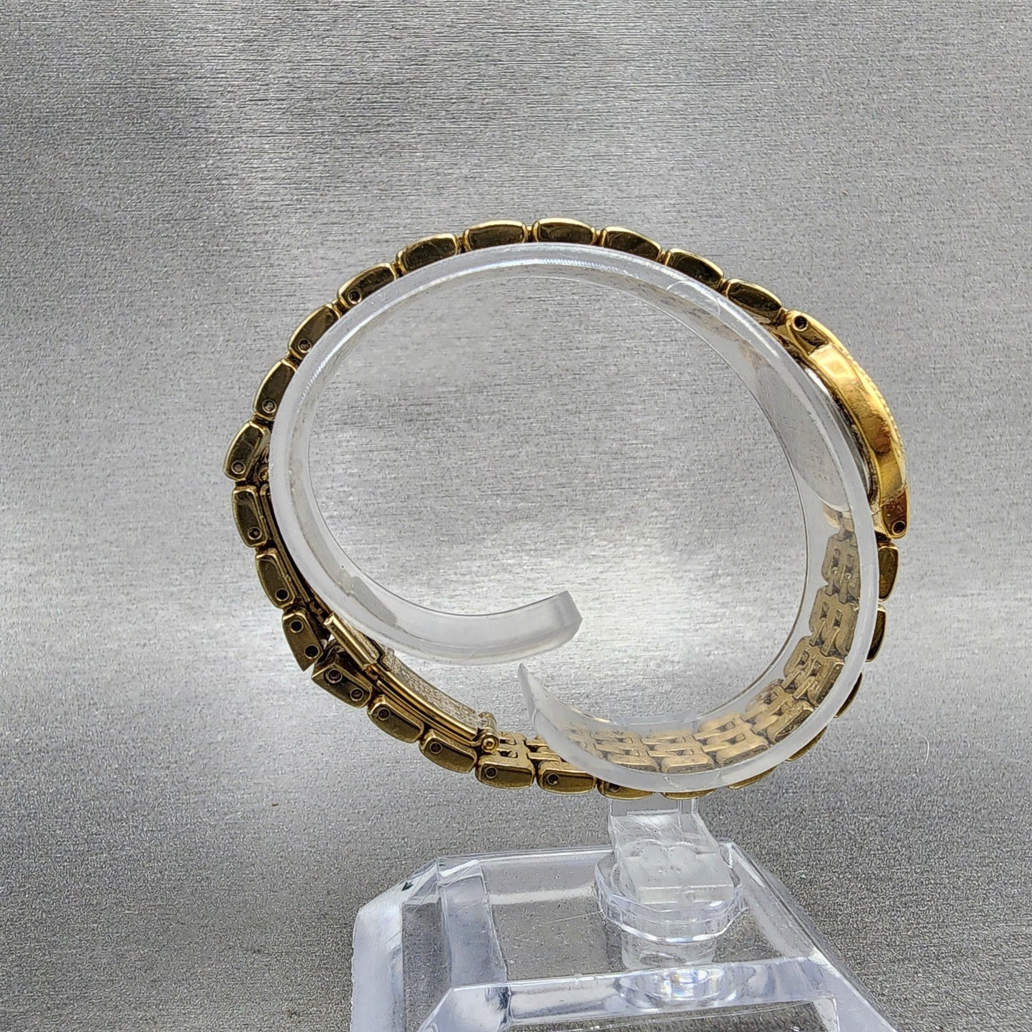 Seiko Watch Women 20mm White Dial Gold Tone Round 1N000JJ0 New Battery8