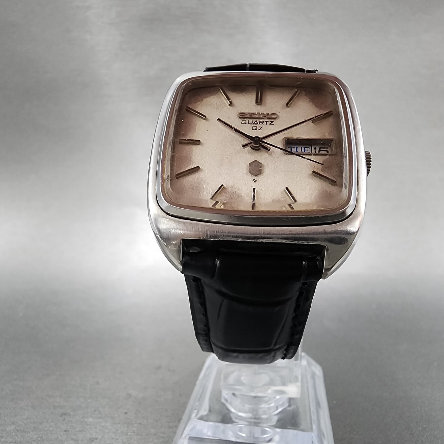 Seiko QZ Watch Men 34mm Silver Dial Silver Tone Daydate 09235000 New Battery5