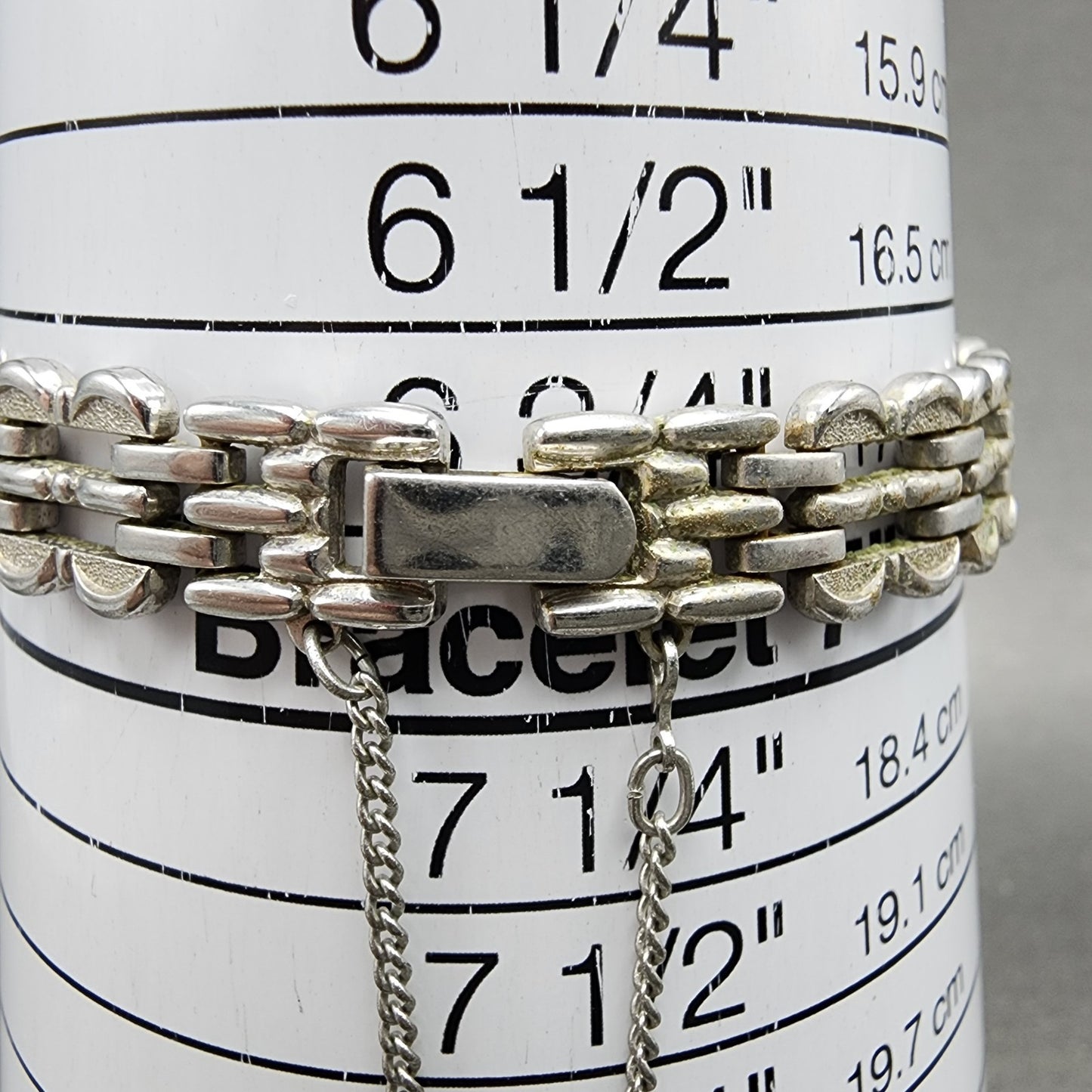 Seiko Watch Women 19mm Silver Dial Silver Tone Oval 14215510 New Battery VTG10