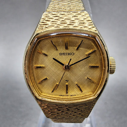 VTG Seiko Watch Women 21mm Gold Dial Gold Tone Rectangle Manual Wind Runs1