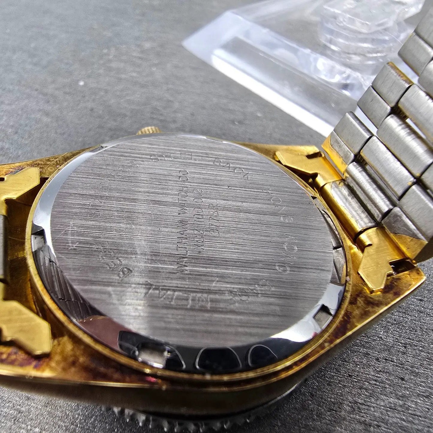 Waltham President Watch Men 36mm Gold Dial Gold Tone Daydate Round New Battery10