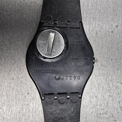 Swatch Big Seven Watch Men 34mm Black Dial Daydate GB730 Round New Battery VTG10