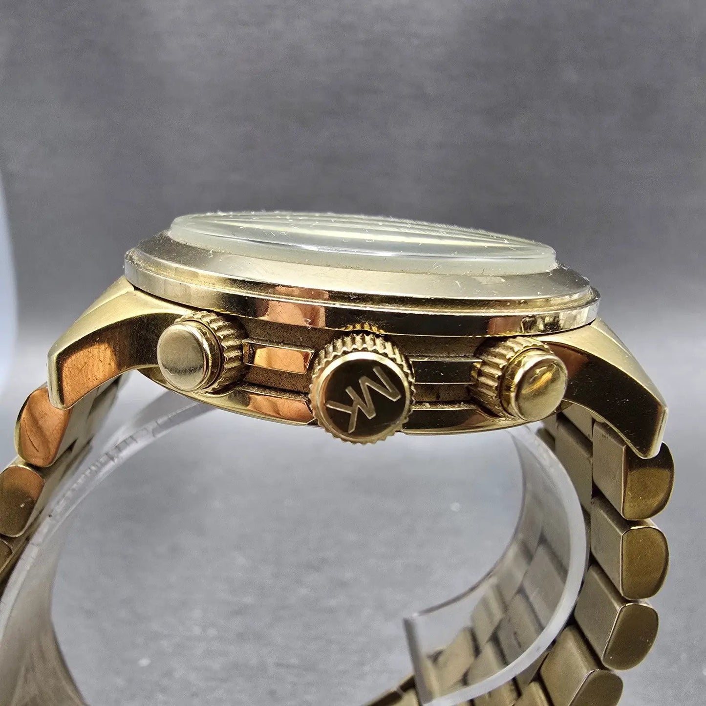 Michael Kors Runway Chronograph Watch Men 45mm Champagne Dial Gold Tone New Batt3