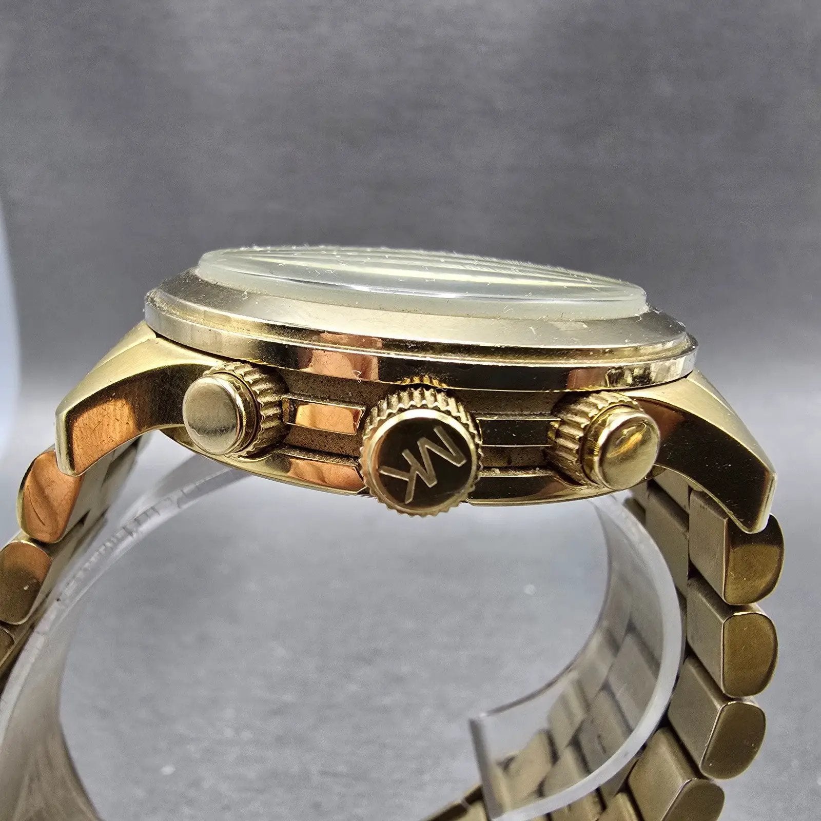 Michael Kors Runway Chronograph Watch Men 45mm Champagne Dial Gold Tone New Batt3