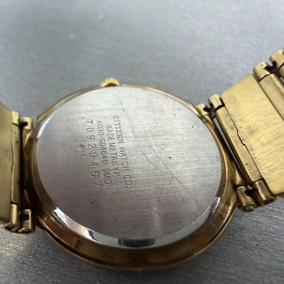 Citizen CQ Watch Men 31mm Gold Dial Gold Tone Round 6030-S04646 New Battery VTG9