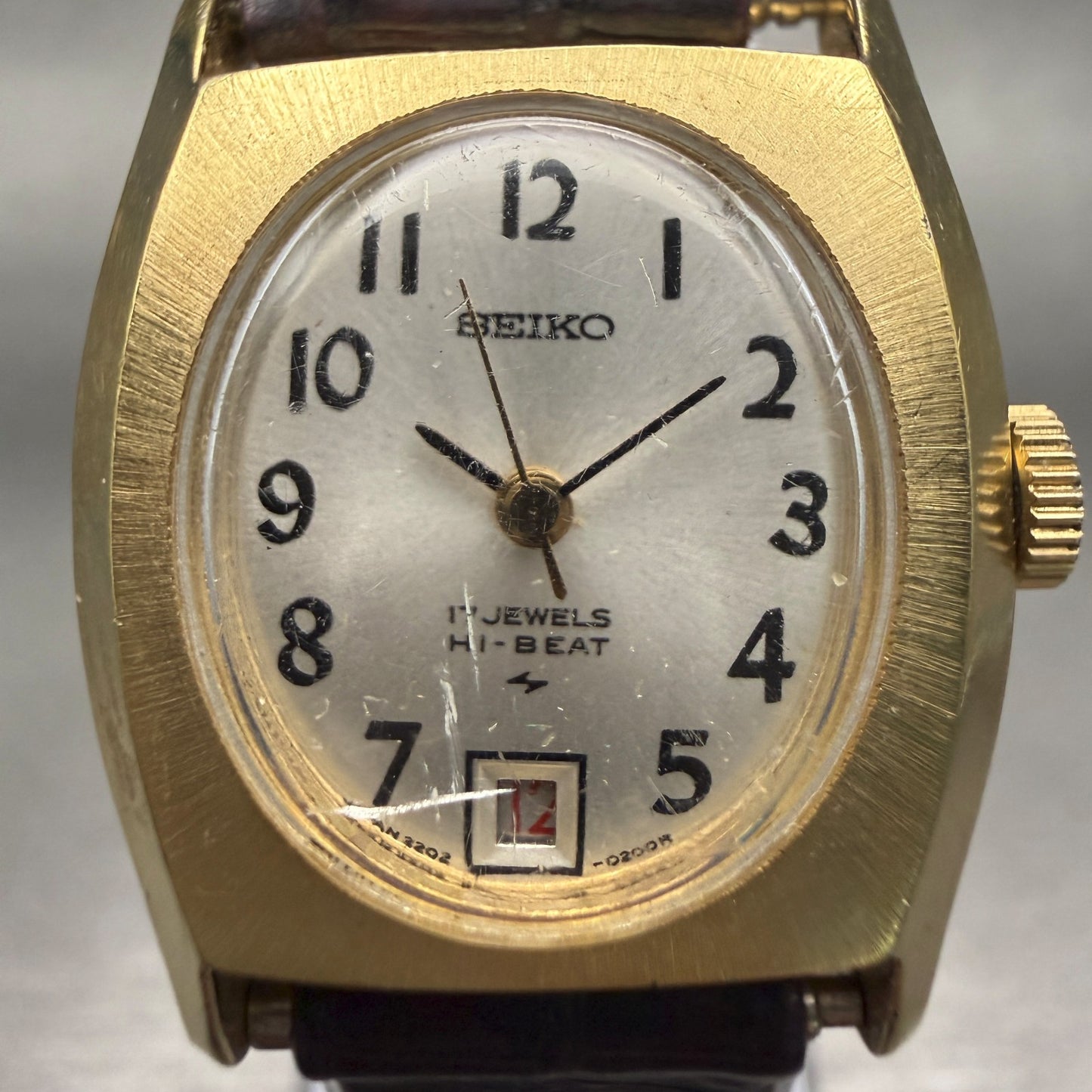Seiko Hi-Beat Watch Women 22mm Silver Dial Gold Tone Date Rectangle 2202-70291