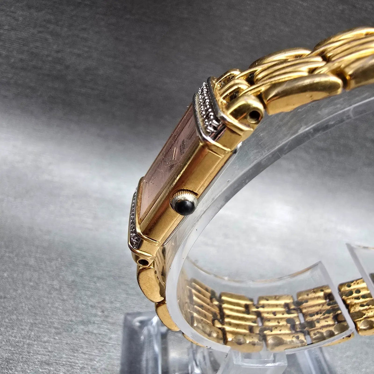Seiko Watch Women 14mm Pink Dial Gold Tone Gemmed Rectangle 2E20-7191 New Batt2