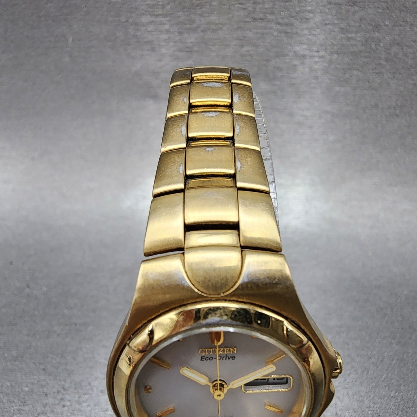 Citizen ecoDrive WR 100 Watch Women 26mm Silver Dial Gold Tone Daydate Runs4