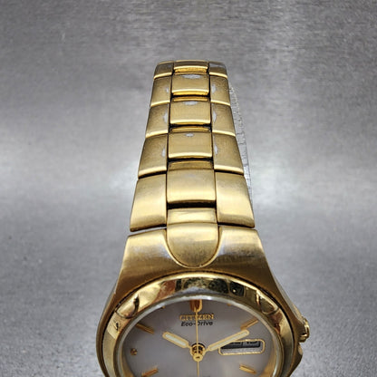 Citizen ecoDrive WR 100 Watch Women 26mm Silver Dial Gold Tone Daydate Runs4