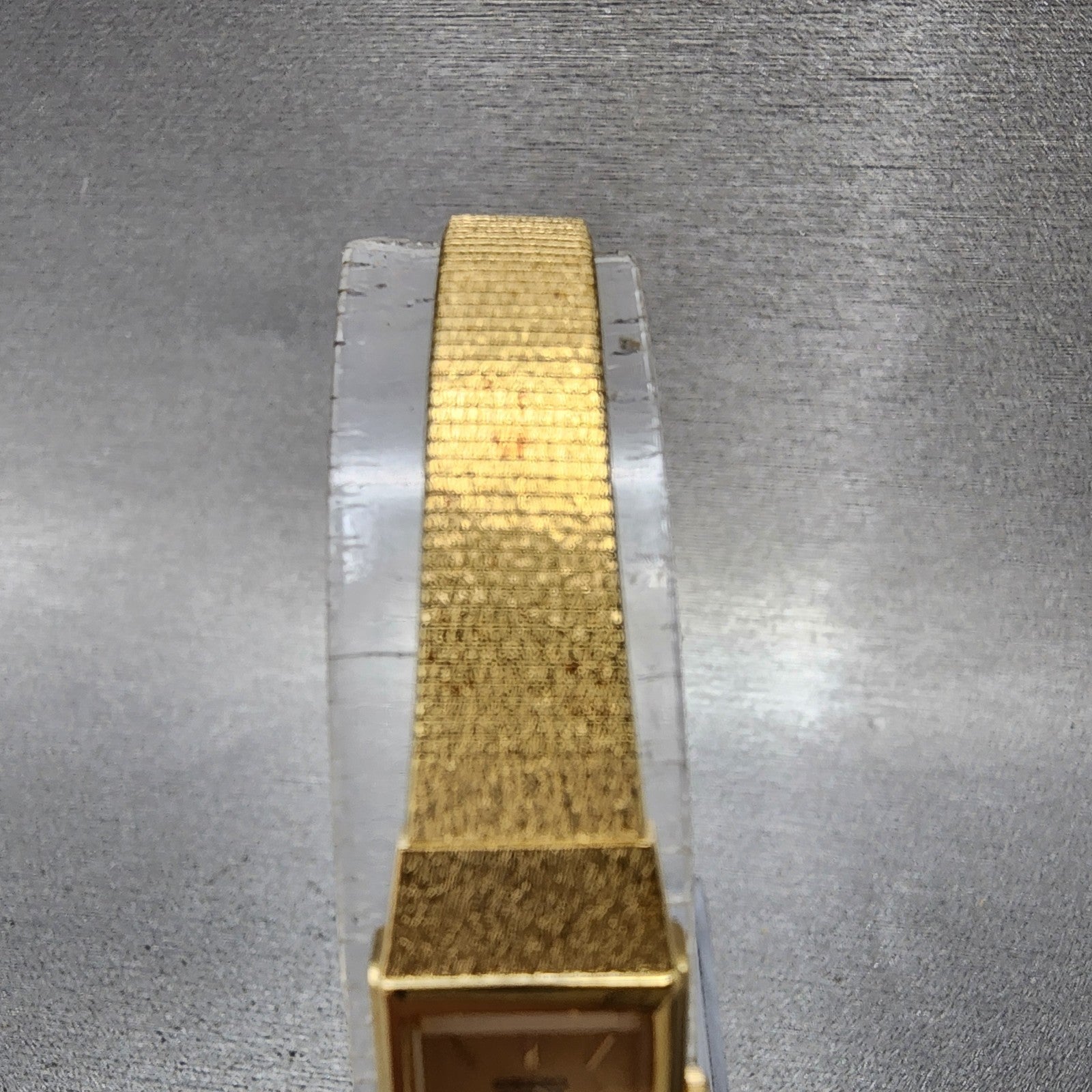 Seiko Tank Watch Women 12mm Champagne Dial Gold Tone 2e206479 New Battery5