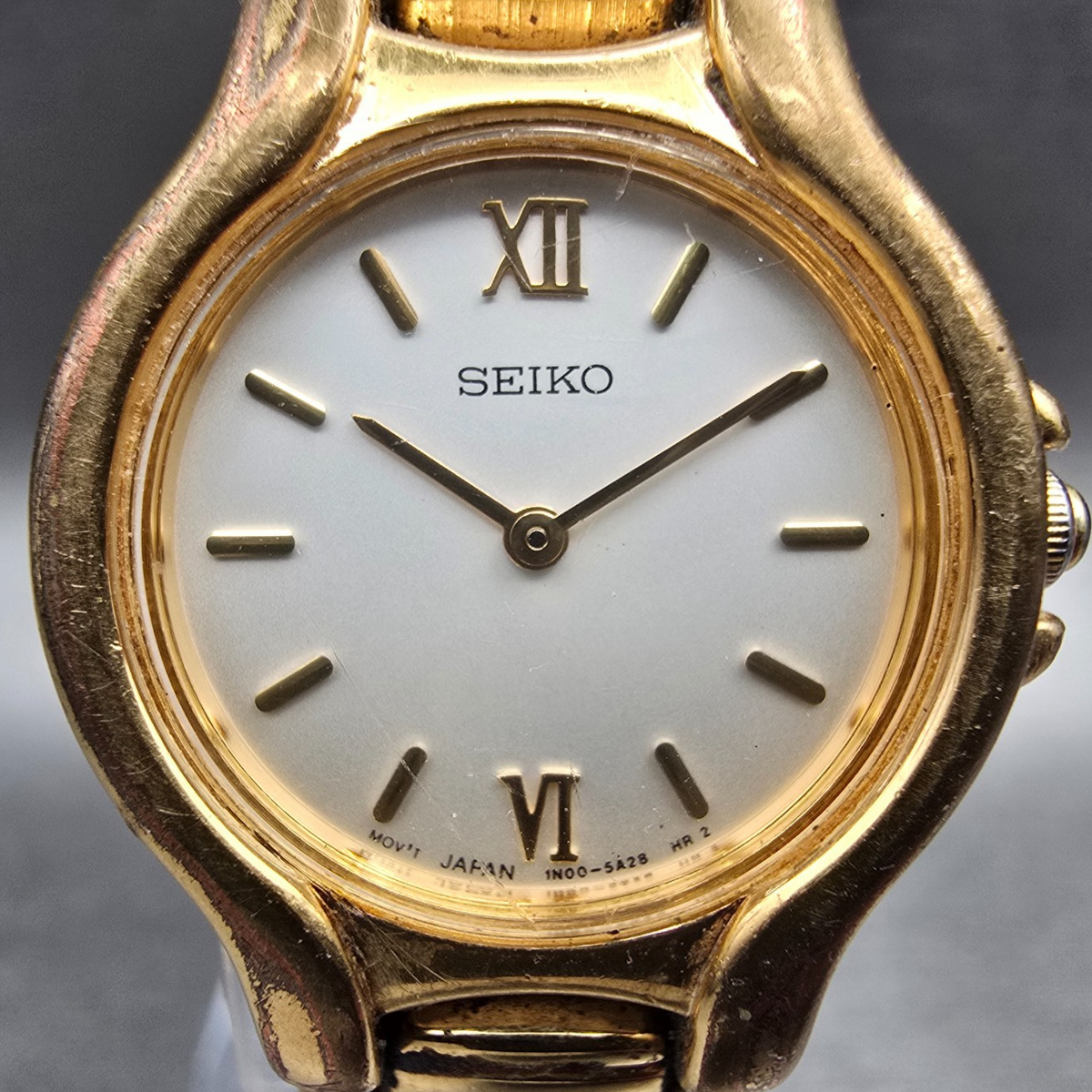 Seiko Watch Women 23mm White Dial Gold Tone Round 1N00-1F00 New Battery Vintage1