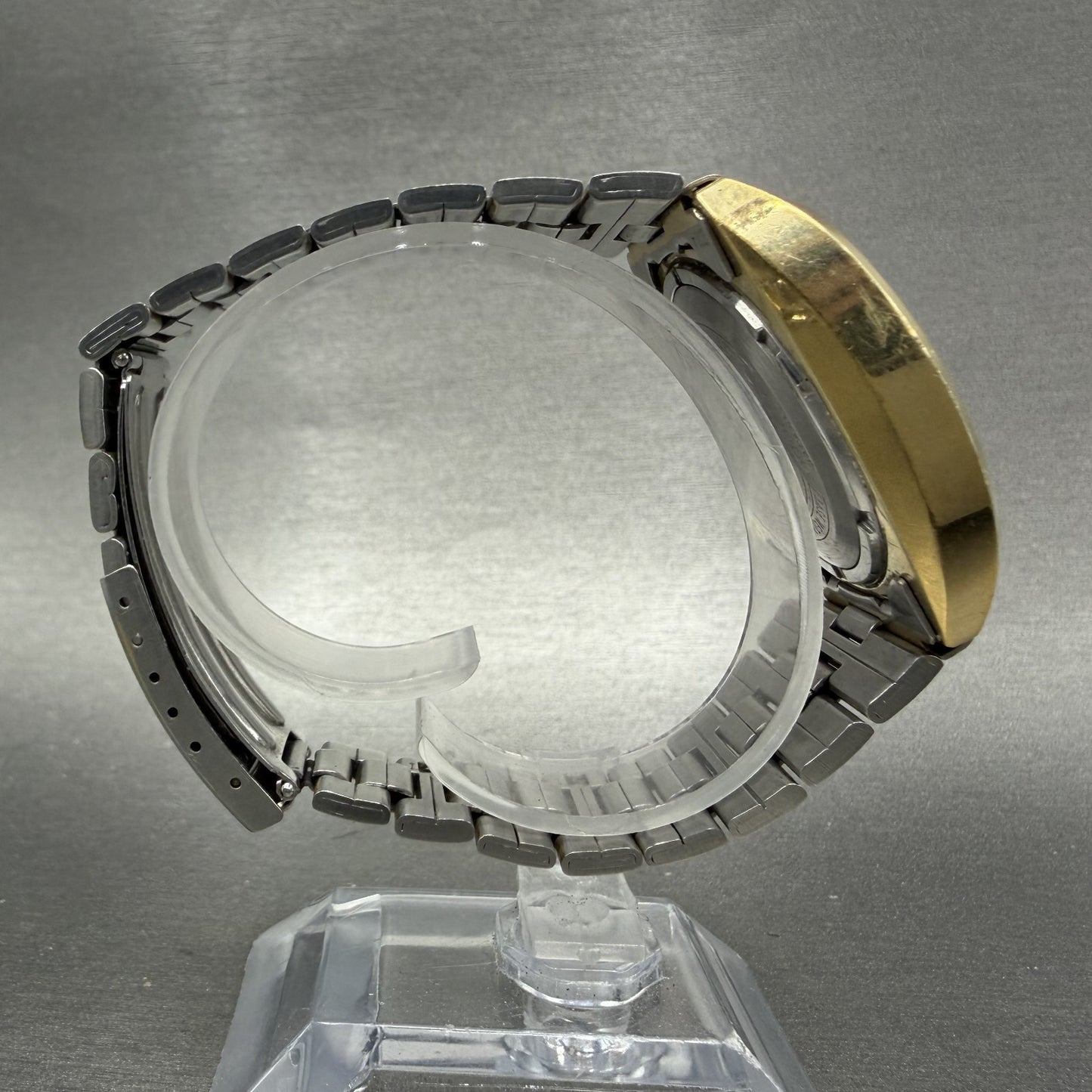 Seiko Automatic Watch Men 39mm Gold Dial Gold Tone Daydate Oval 70065009 Runs A8