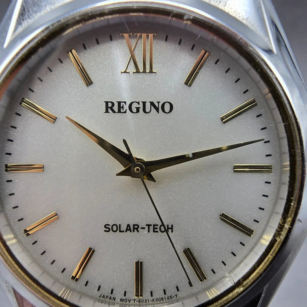 Citizen Reguno Solar Watch Men 35mm White Dial Two Tone E031-T017215 Runs2