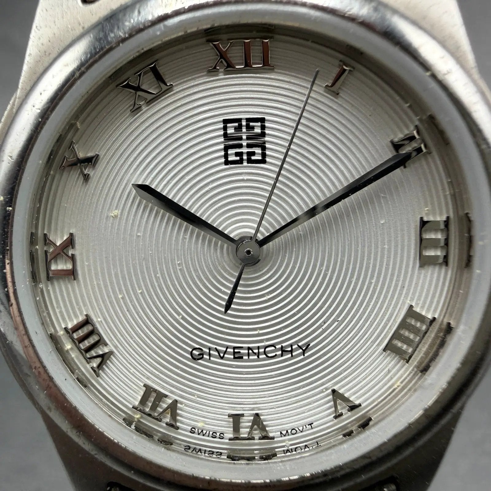 48043092