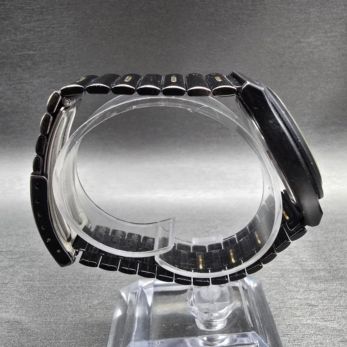 Seiko Sports 150 Watch Men 36mm Black Dial Two Tone Daydate 5H23-7029 New Batt J8