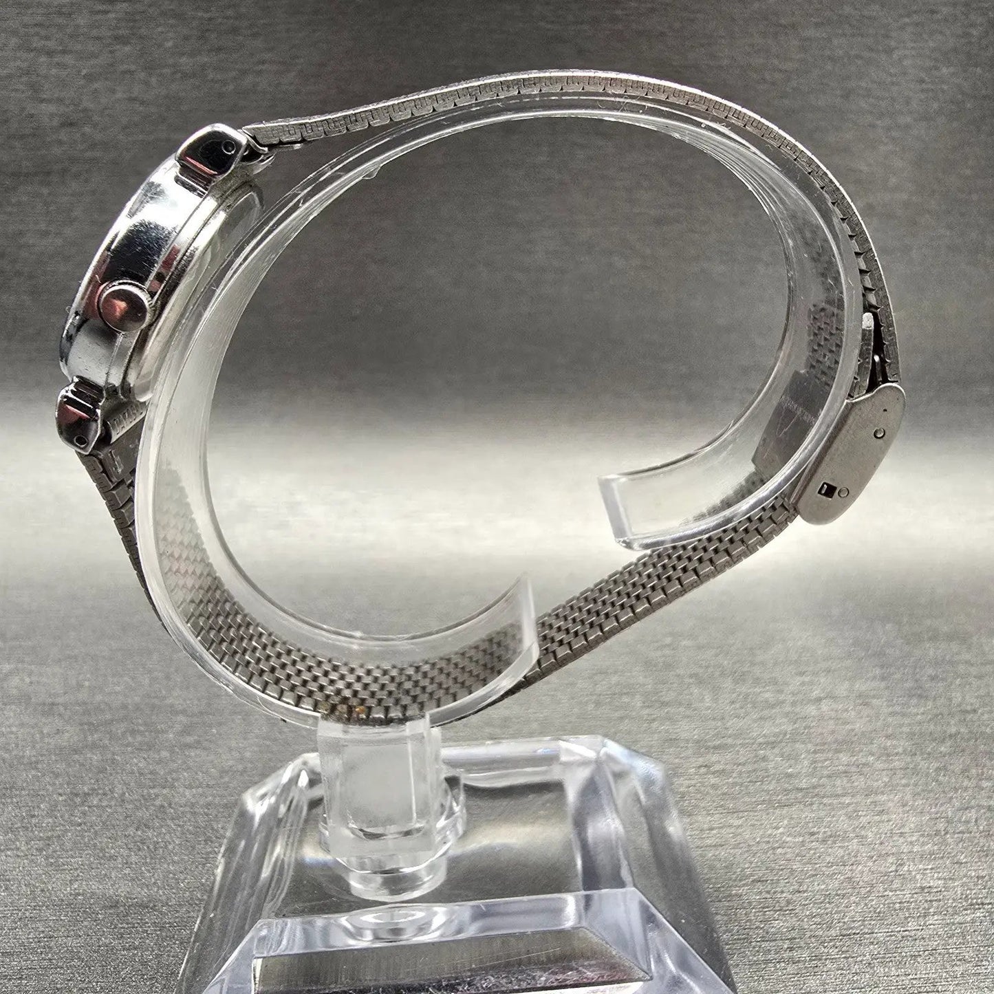 Seiko Alba Watch Women 24mm Silver Dial Silver Tone Round V811-0540 New Battery6