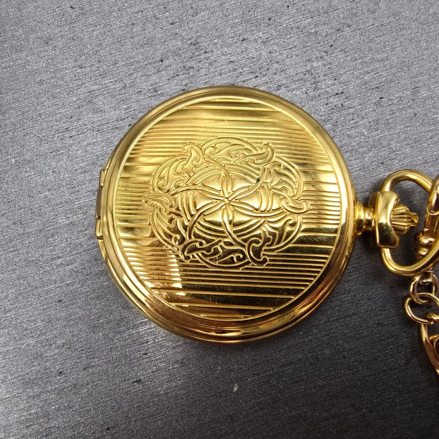Seiko Pocket Watch Men 46mm White Dial Gold Tone Round V701-0B89 PARTS7