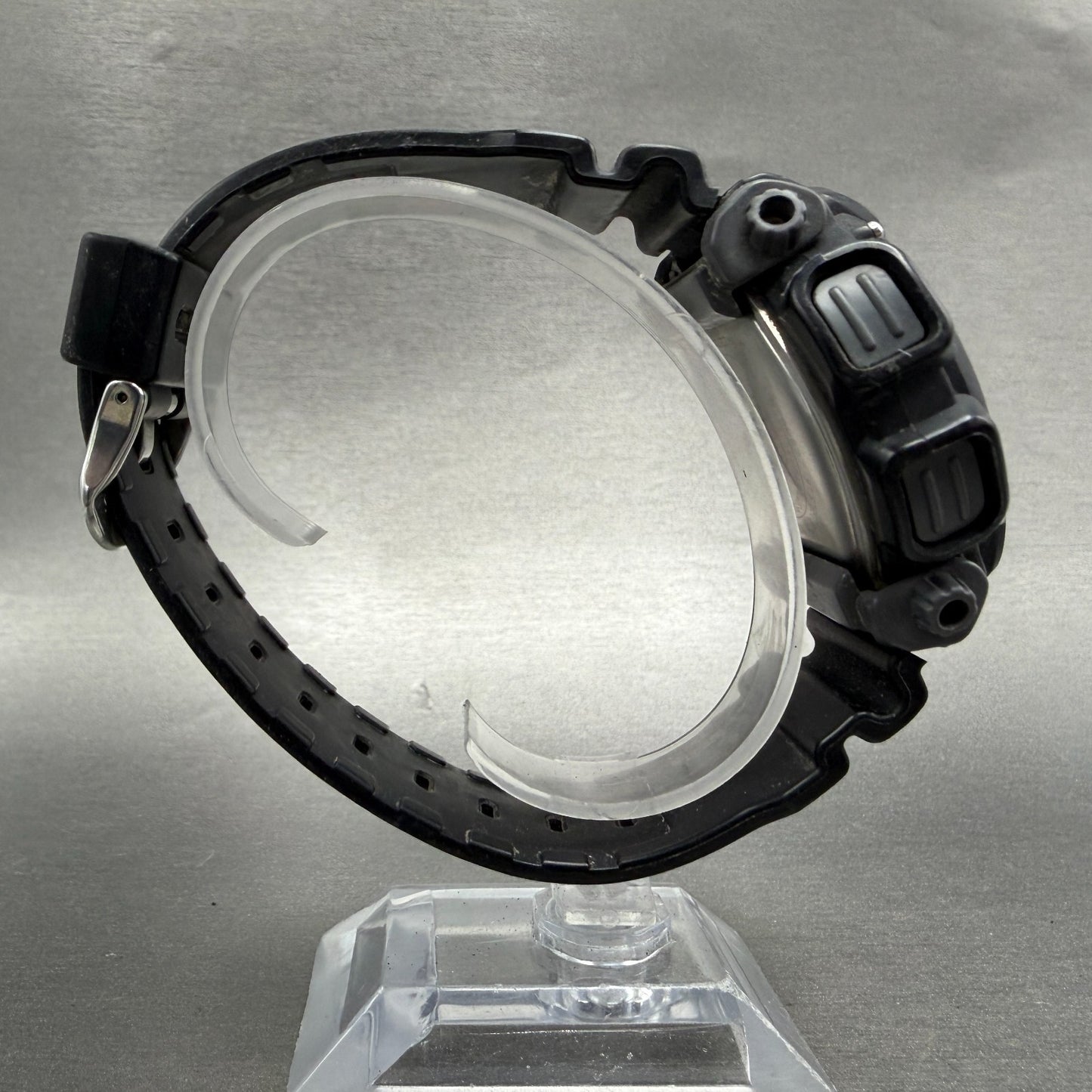 Casio G-Shock DW-9052 Watch Men 47mm Digital Black&Red Round New Battery PLKJF8