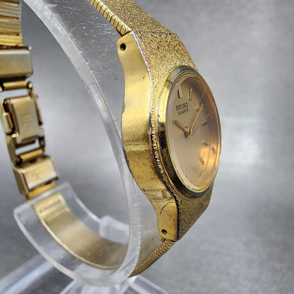 Seiko Watch Women 20mm Gold Dial Gold Tone Round 8Y210200 New Battery3