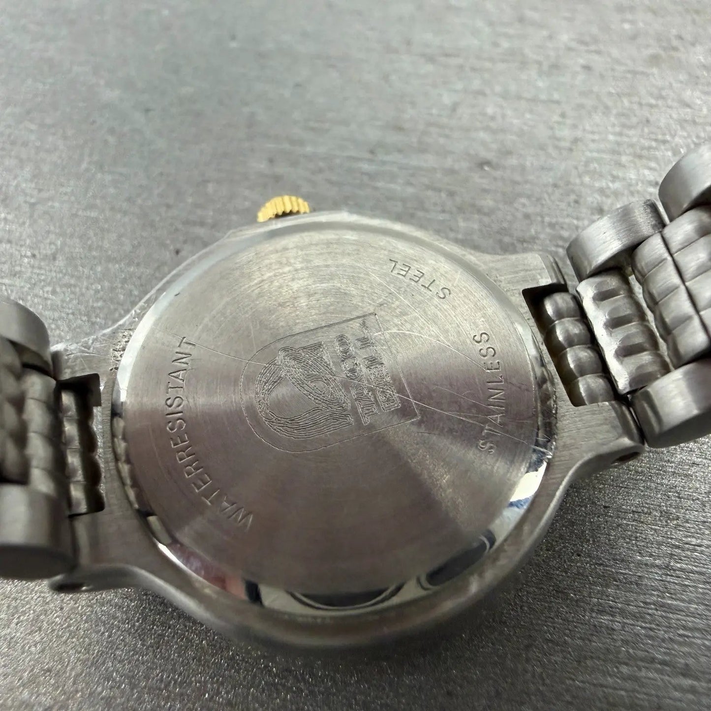 Wittnauer Watch Women 25mm White Dial Two Tone Date Round 9565 New Battery9