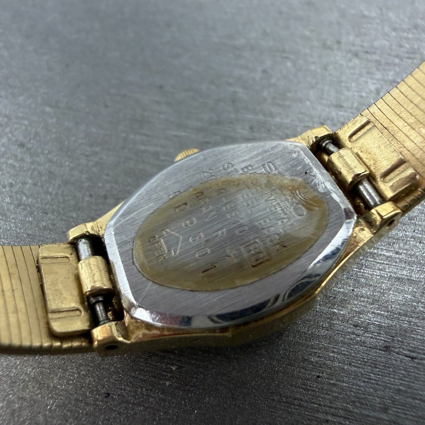 Seiko Watch Women 16mm Champagne Dial Gold Tone Octagon 2c20-6510 New Battery 499