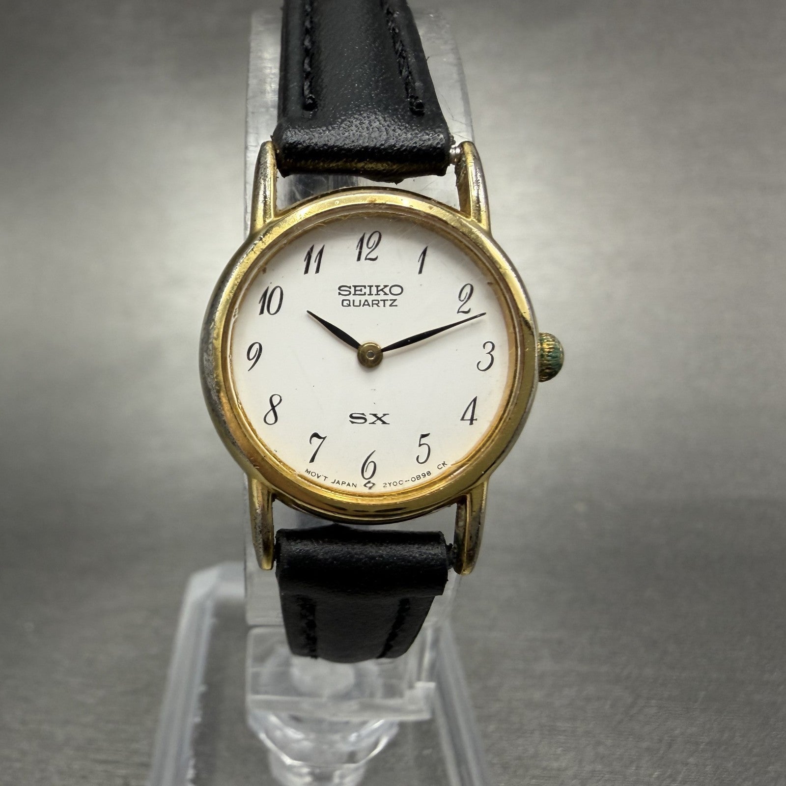 Seiko SX Watch Women 20mm White Dial Gold Tone Round 2Y00-0A10 New Battery AKKOE0