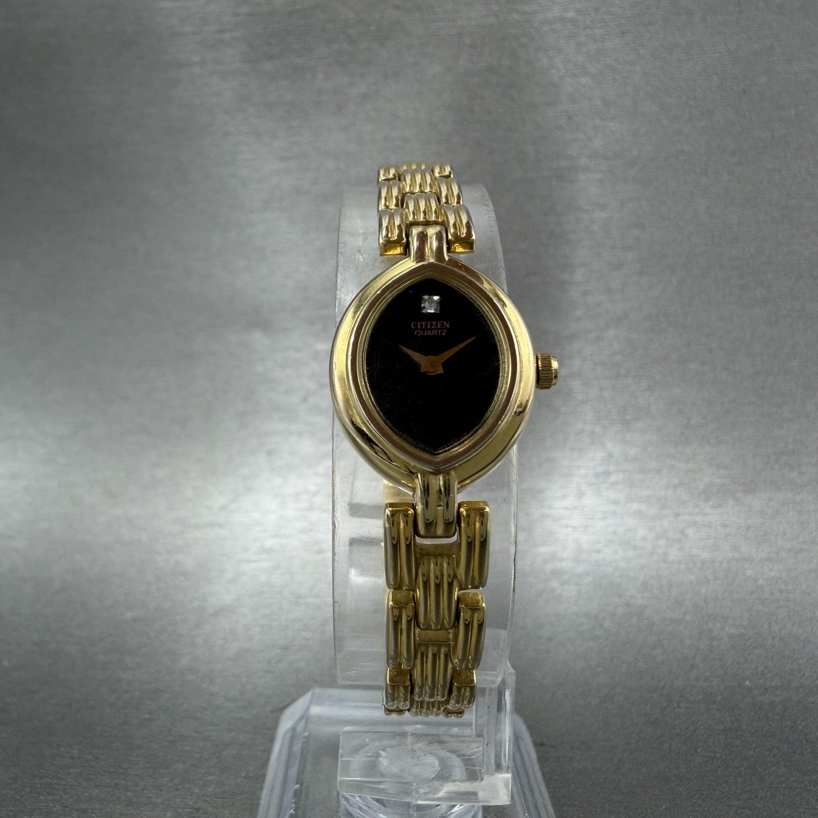 Citizen Watch Women 16mm Black Dial Gold Tone Oval 3220326091 New Battery5