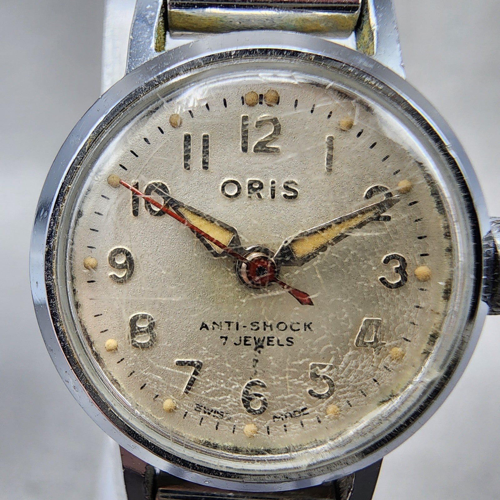Oris Watch Women 21mm Cream Dial Silver Tone Round Manual Wind Runs VTG1